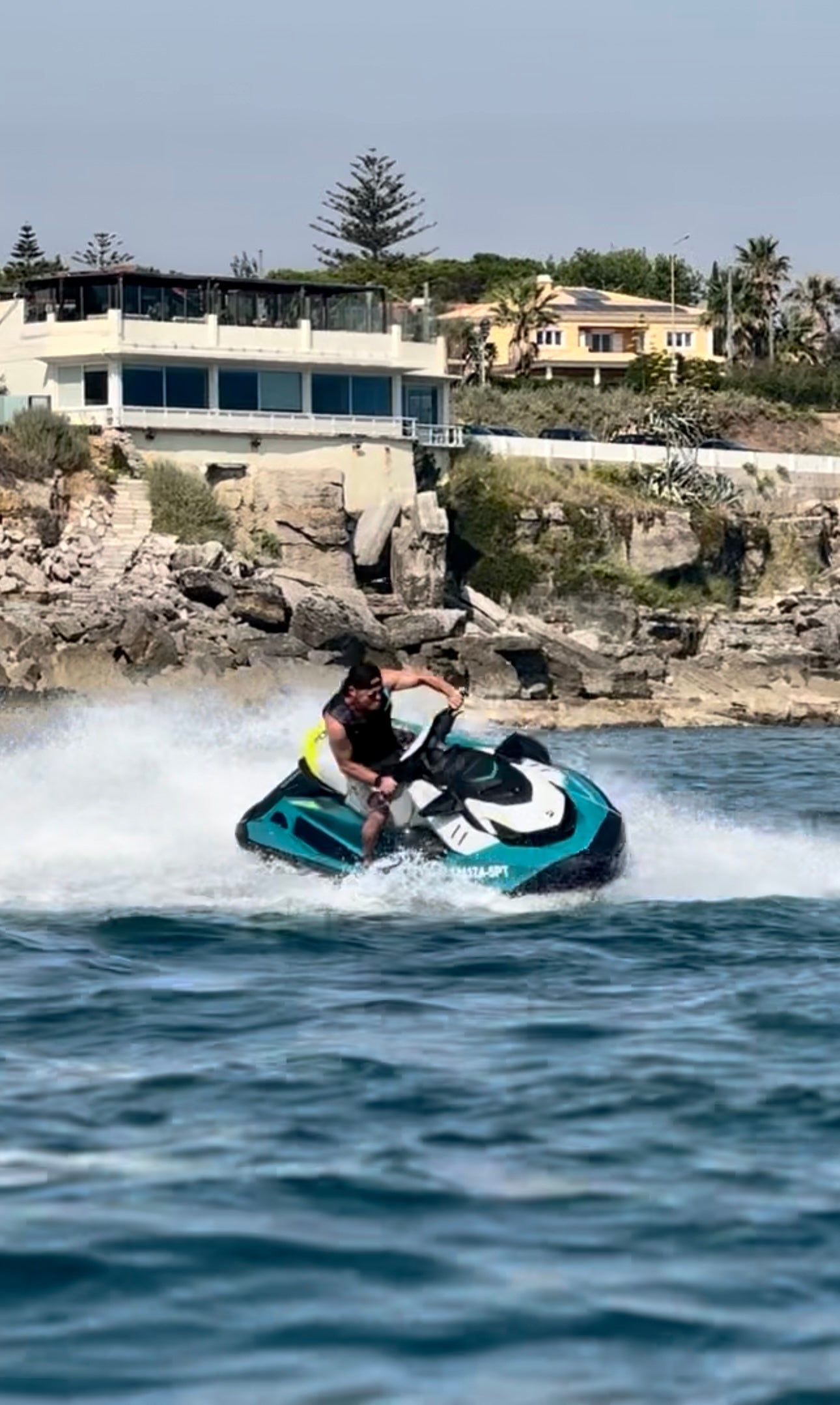 Aluguer do Jet Ski "Lipari" pela costa de Cascais (sem skipper)