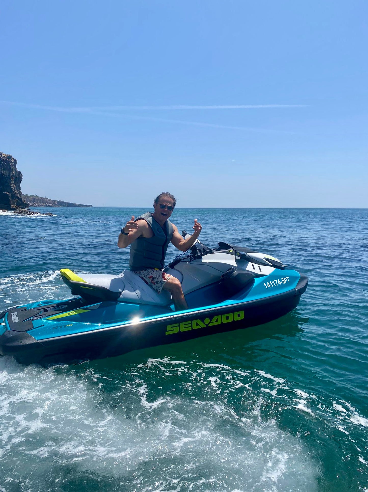 Aluguer do Jet Ski "Lipari" pela costa de Cascais (sem skipper)