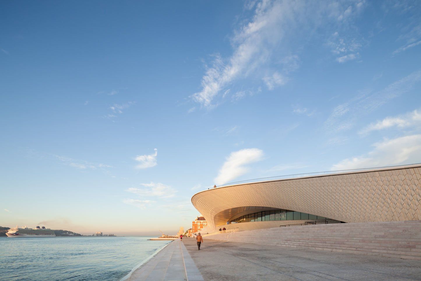 Tours Náuticos de Cascais a Lisboa - passeios privados com a duração de 3:30 horas